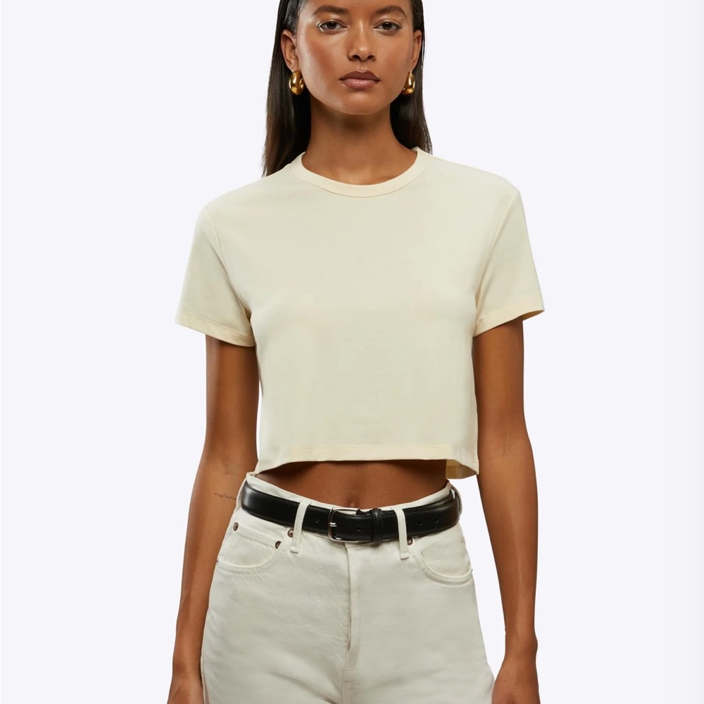 Almost Friday Tee Cropped | Classic-fit PYCA Pro - Dune - Dune / S
